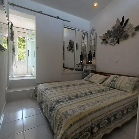 Serene Forest House * كاساندريا